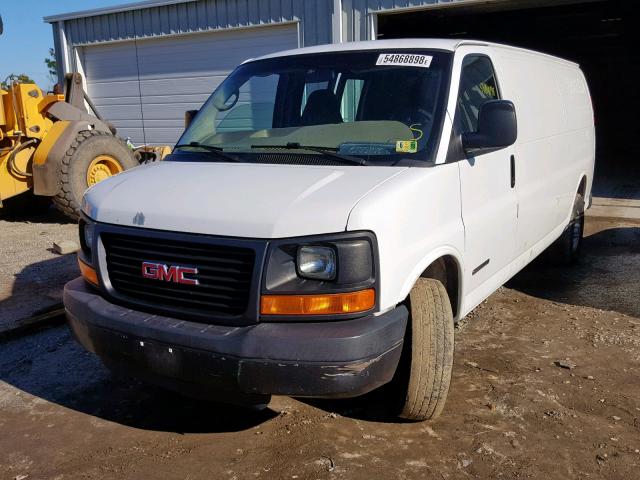 1GTHG39U851253896 - 2005 GMC SAVANA G35 WHITE photo 2