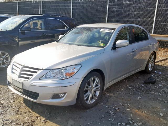 KMHGC46F29U047587 - 2009 HYUNDAI GENESIS 4. SILVER photo 2