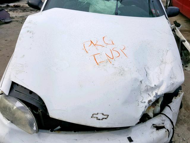 1G1JF5241W7312983 - 1998 CHEVROLET CAVALIER L WHITE photo 7