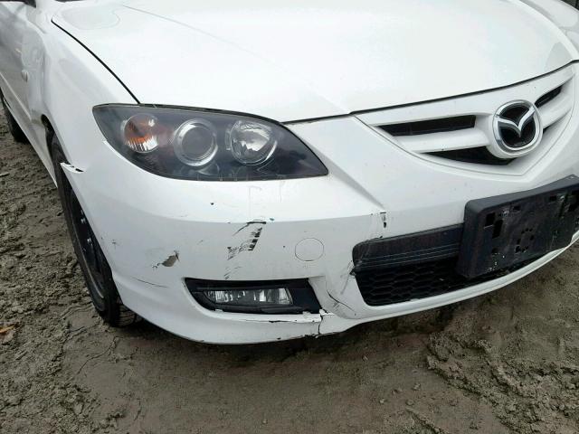 JM1BK323781104812 - 2008 MAZDA 3 S WHITE photo 9