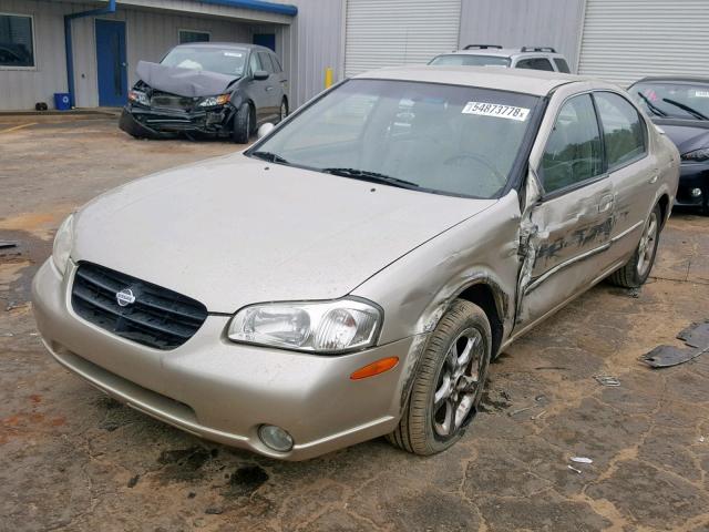 JN1CA31D51T842610 - 2001 NISSAN MAXIMA GXE WHITE photo 2