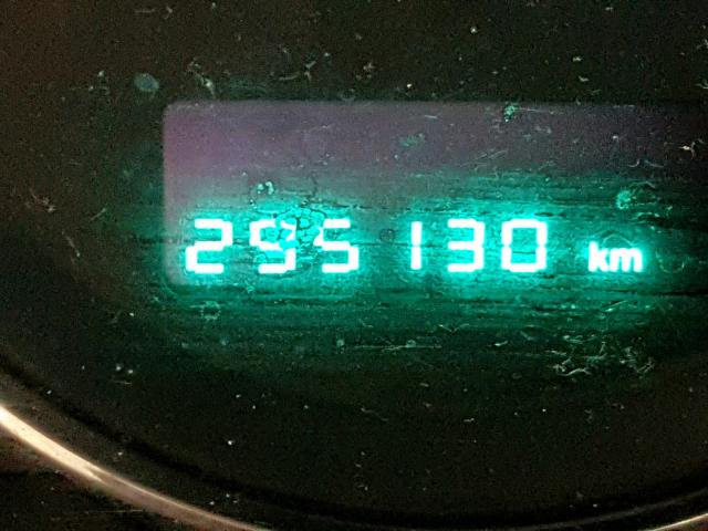 1J8HG48K36C225783 - 2006 JEEP COMMANDER SILVER photo 8