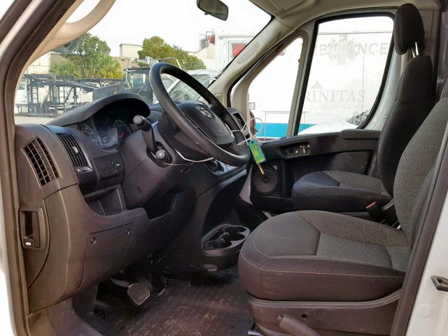 3C6TRVDG2JE114993 - 2018 RAM PROMASTER 白色 照片 5