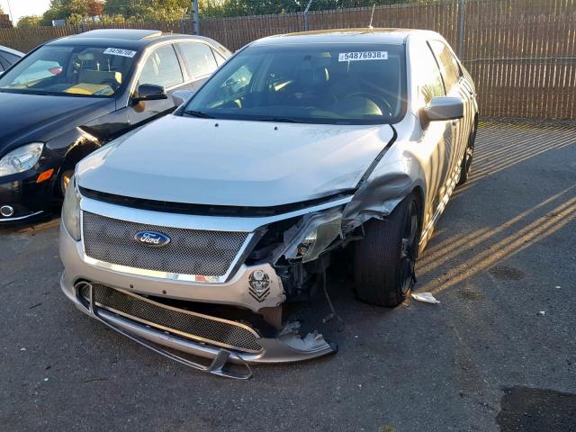 3FAHP0KC4AR103970 - 2010 FORD FUSION SPO SILVER photo 2