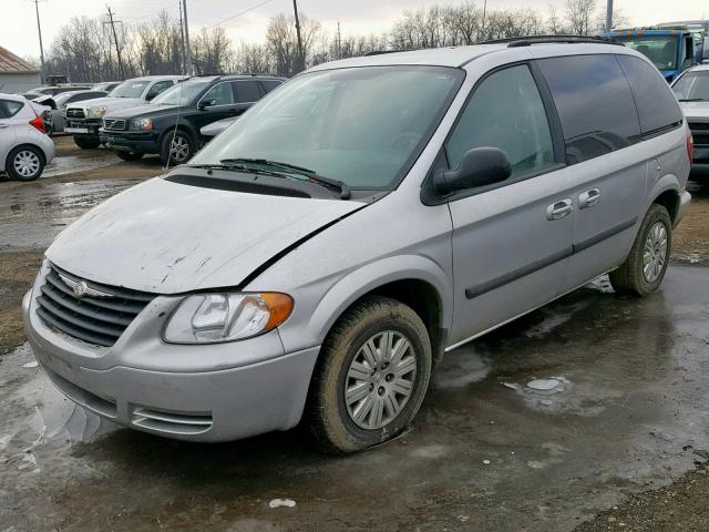 1A4GP45R06B746531 - 2006 CHRYSLER TOWN & COU SILVER photo 2