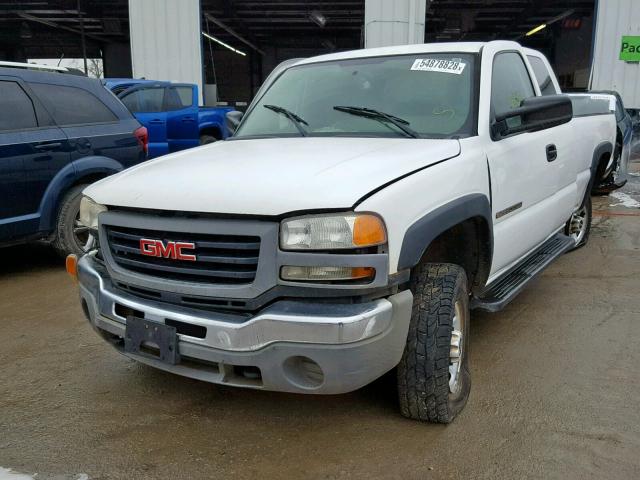 1GTHC29U57E108591 - 2007 GMC SIERRA C25 WHITE photo 2