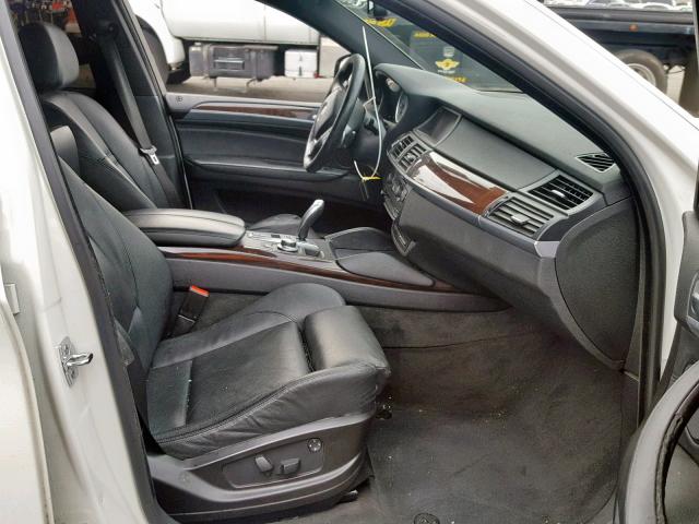 5UXFG83568LZ92021 - 2008 BMW X6 XDRIVE5 WHITE photo 5