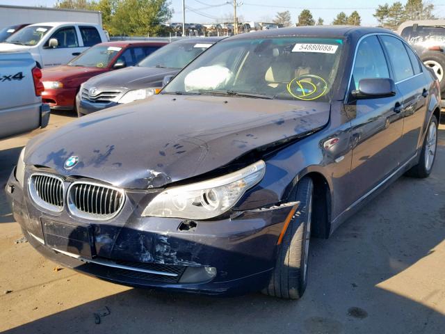 WBANV13518C150274 - 2008 BMW 528 XI BLUE photo 2