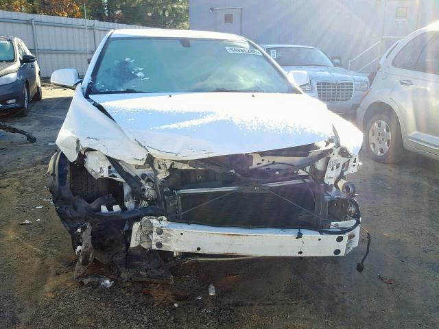 1G1ZH57BX9F141875 - 2009 CHEVROLET MALIBU 1LT 白色 照片 9