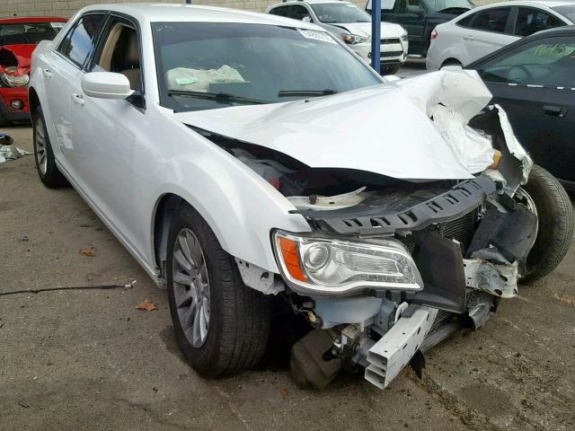 2C3CCAAG1DH687808 - 2013 CHRYSLER 300 WHITE photo 1