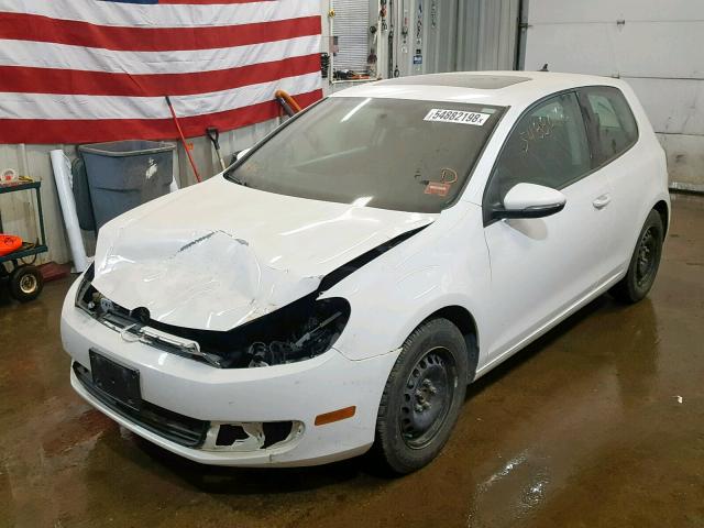 WVWAB7AJXDW051734 - 2013 VOLKSWAGEN GOLF 白色 照片 2