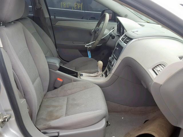 1G1ZG57N394216490 - 2009 CHEVROLET MALIBU LS 银色 照片 5