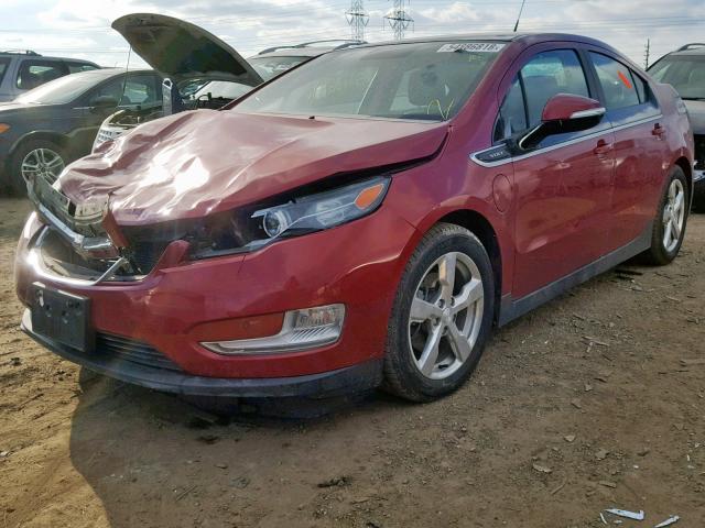 1G1RD6E42CU103243 - 2012 CHEVROLET VOLT RED photo 2