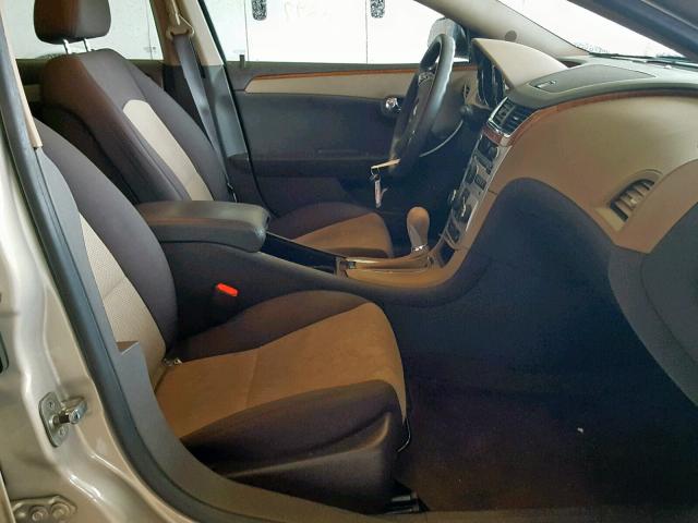 1G1ZH57B79F177801 - 2009 CHEVROLET MALIBU 1LT GOLD photo 5