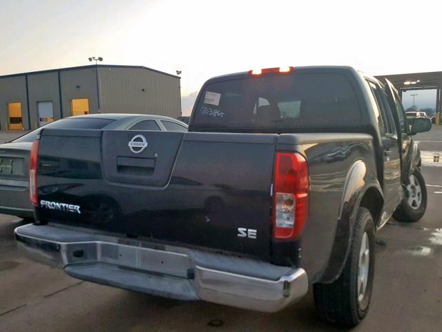 1N6AD07U67C430025 - 2007 NISSAN FRONTIER C BLACK photo 4