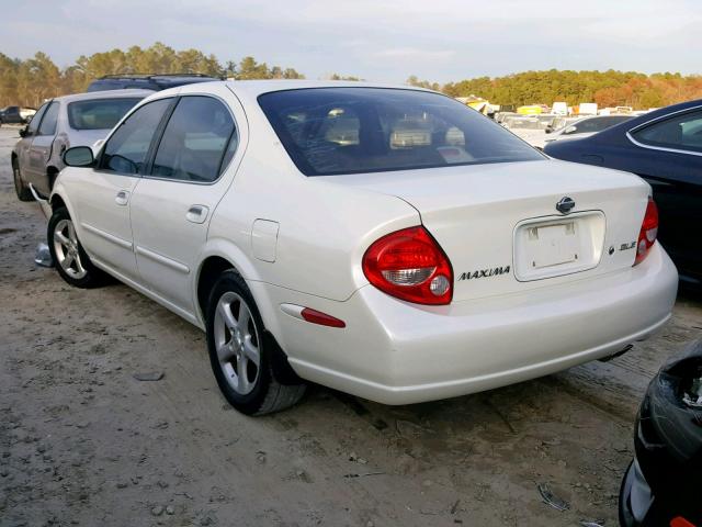 JN1CA31D91T601374 - 2001 NISSAN MAXIMA GXE WHITE photo 3