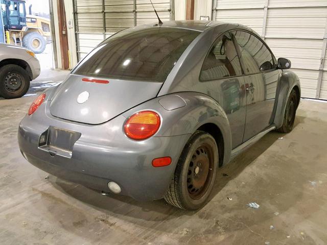 3VWBK21CX3M421245 - 2003 VOLKSWAGEN NEW BEETLE GRAY photo 4