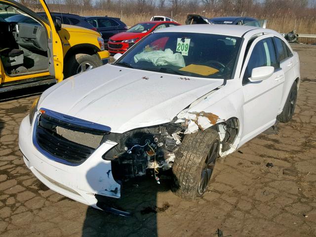 1C3CCBBG2CN304646 - 2012 CHRYSLER 200 TOURIN WHITE photo 2