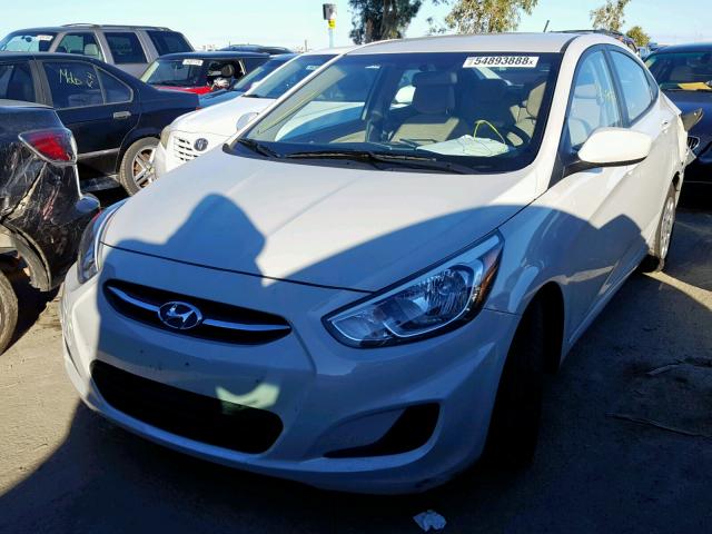 KMHCT4AE9HU237382 - 2017 HYUNDAI ACCENT SE BEIGE photo 2