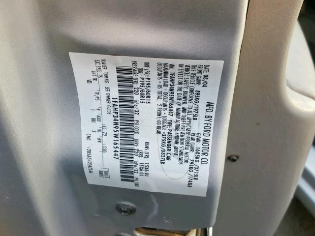 1FAHP34N95W165447 - 2005 FORD FOCUS ZX4 SILVER photo 10