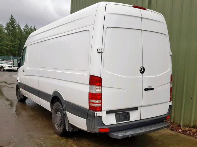 WD3PE8CD1HP558711 - 2017 MERCEDES-BENZ SPRINTER 2 WHITE photo 3