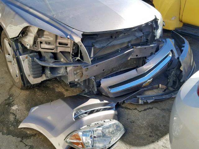 1G1ZC5E09CF290981 - 2012 CHEVROLET MALIBU 1LT GRAY photo 9