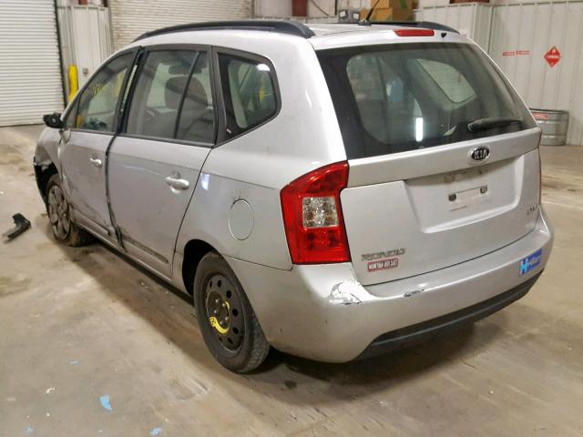 KNAFG526887182440 - 2008 KIA RONDO LX SILVER photo 3