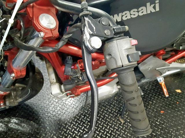 JKAEXEA156A011563 - 2006 KAWASAKI EX650 A6F BLACK photo 12