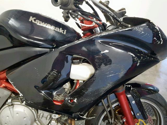 JKAEXEA156A011563 - 2006 KAWASAKI EX650 A6F BLACK photo 17