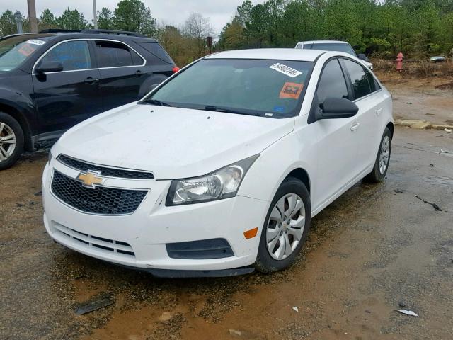 1G1PD5SH3C7310683 - 2012 CHEVROLET CRUZE LS WHITE photo 2