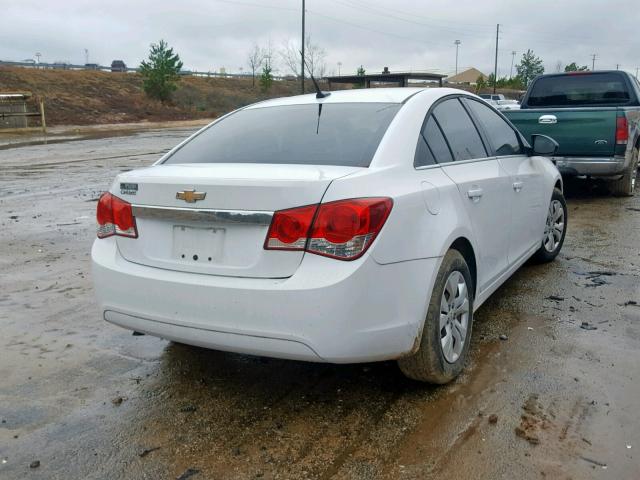 1G1PD5SH3C7310683 - 2012 CHEVROLET CRUZE LS WHITE photo 4