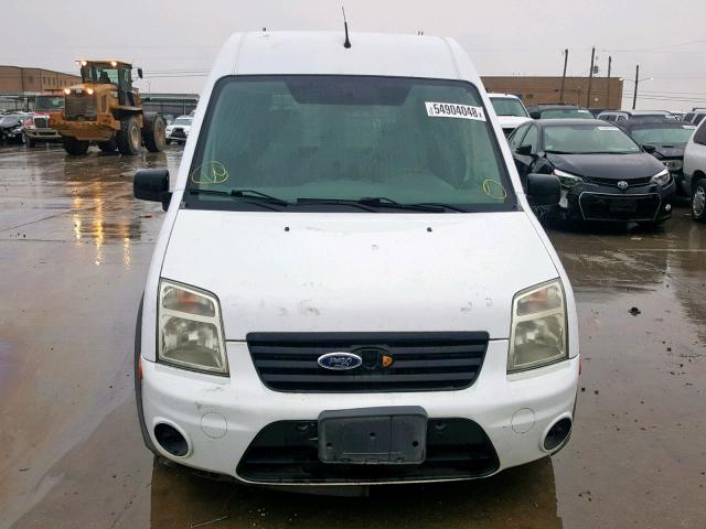 NM0LS7DN1AT027436 - 2010 FORD TRANSIT CO WHITE photo 9