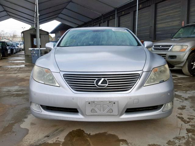 JTHBL46FX85077345 - 2008 LEXUS LS 460 SILVER photo 9