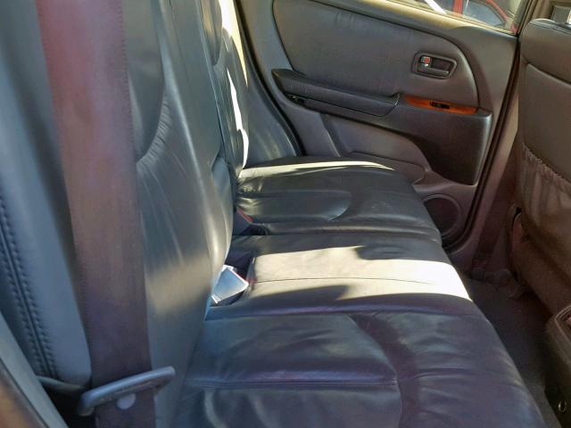 JT6GF10U0Y0052575 - 2000 LEXUS RX 300 SILVER photo 6