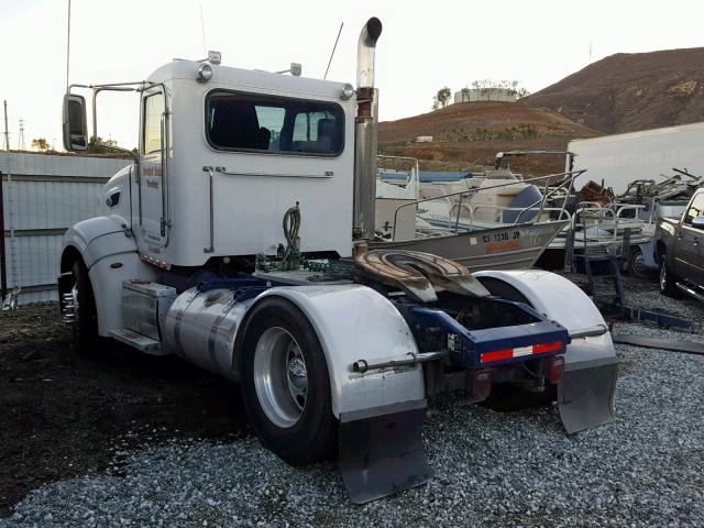 1XPHAU8X1AD109083 - 2010 PETERBILT 386 WHITE photo 3