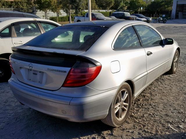 WDBRN40J43A424609 - 2003 MERCEDES-BENZ C 230K SPO SILVER photo 4