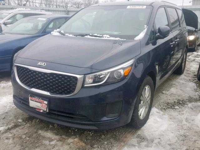 KNDMB5C12F6041619 - 2015 KIA SEDONA LX BLUE photo 2