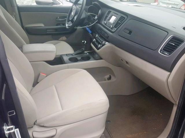 KNDMB5C12F6041619 - 2015 KIA SEDONA LX BLUE photo 5