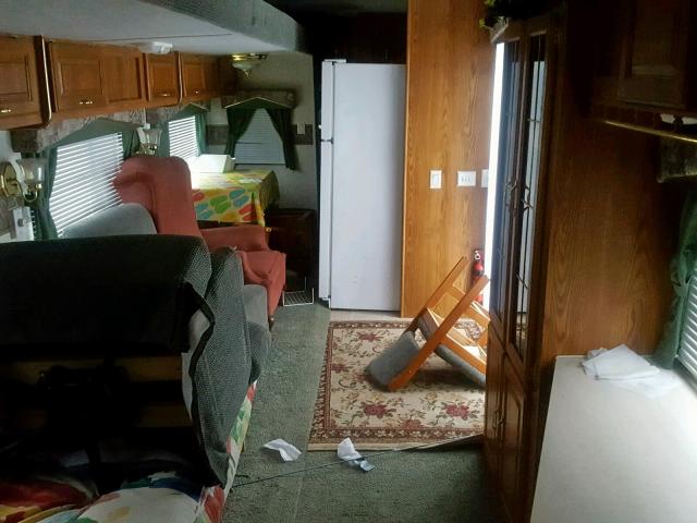 4X4TSMP2X3B011452 - 2003 SALM FOREST RIV WHITE photo 5