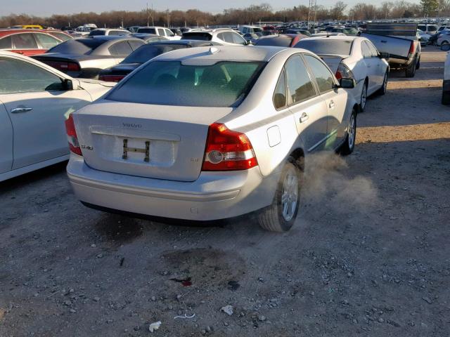 YV1MS382362175479 - 2006 VOLVO S40 2.4I SILVER photo 4