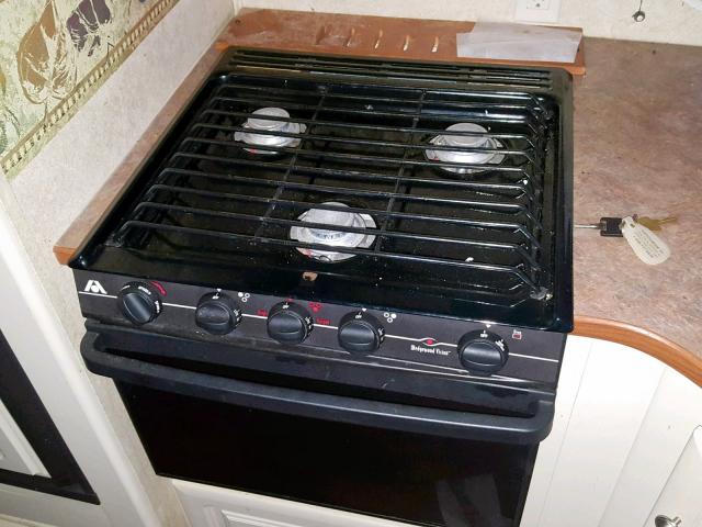 4YDF28F224G908780 - 2004 KEYSTONE OUTBACK WHITE photo 7