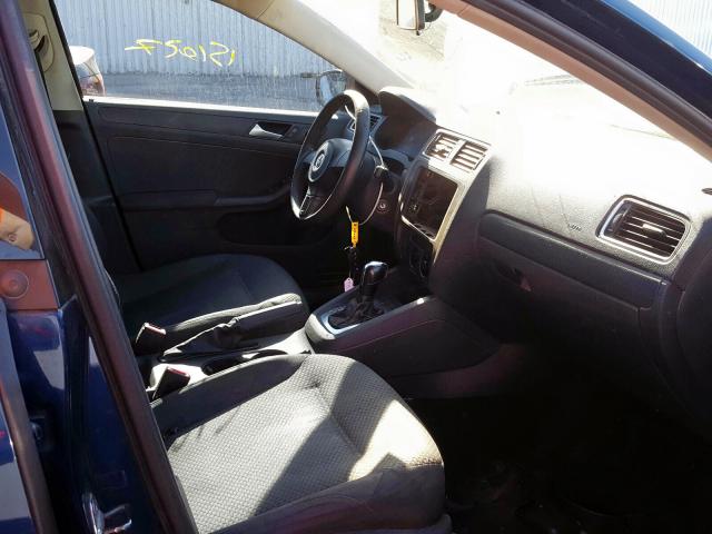 3VW2K7AJ1CM395646 - 2012 VOLKSWAGEN JETTA BASE Կապույտ լուսանկար 5