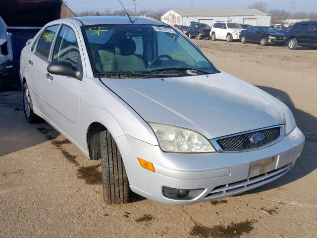 1FAFP34N77W309717 - 2007 FORD FOCUS ZX4 SILVER photo 1