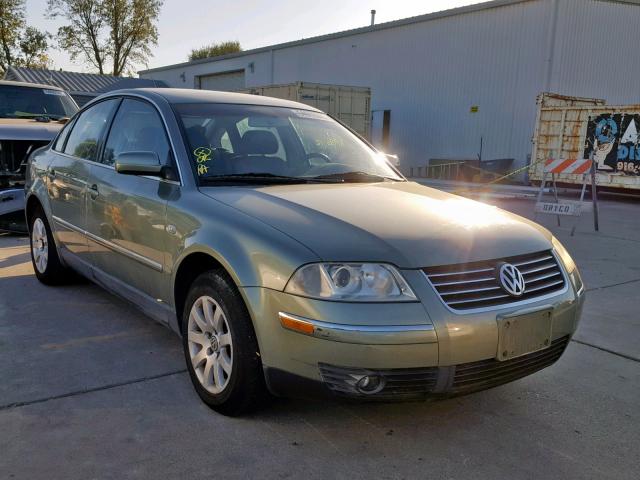 WVWPD63B62P034733 - 2002 VOLKSWAGEN PASSAT GLS GREEN photo 1