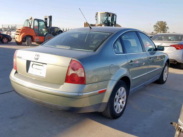 WVWPD63B62P034733 - 2002 VOLKSWAGEN PASSAT GLS GREEN photo 4