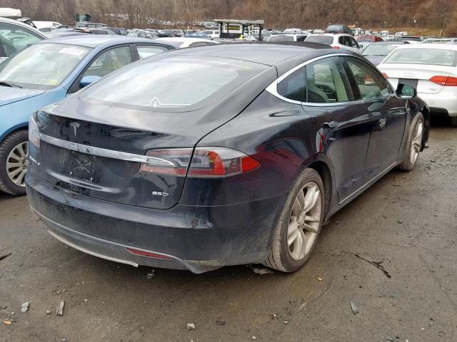 5YJSA1H24FFP74327 - 2015 TESLA MODEL S 85 BLACK photo 4