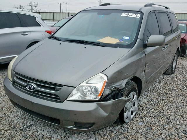 KNDMG4C36A6337684 - 2010 KIA SEDONA LX GRAY photo 2