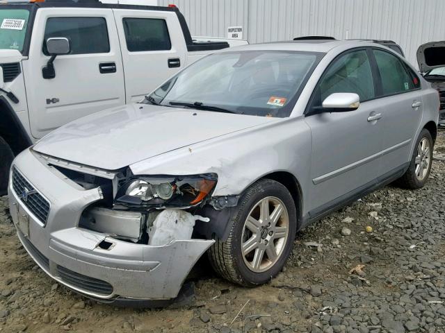 YV1MS382862223008 - 2006 VOLVO S40 2.4I SILVER photo 2