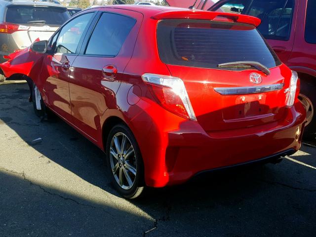 JTDKTUD34DD562817 - 2013 TOYOTA YARIS RED photo 3