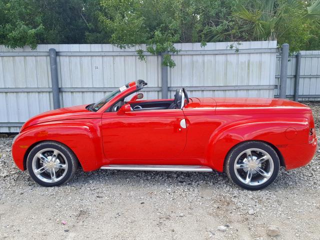 1GCES14P64B110851 - 2004 CHEVROLET SSR RED photo 9